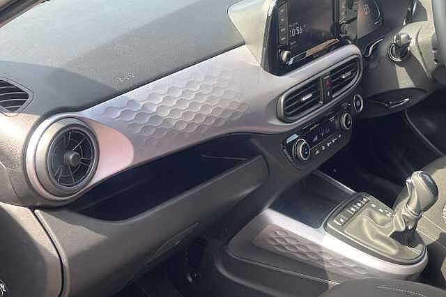 Hyundai i10 1.2 Premium 5dr Auto [Nav]