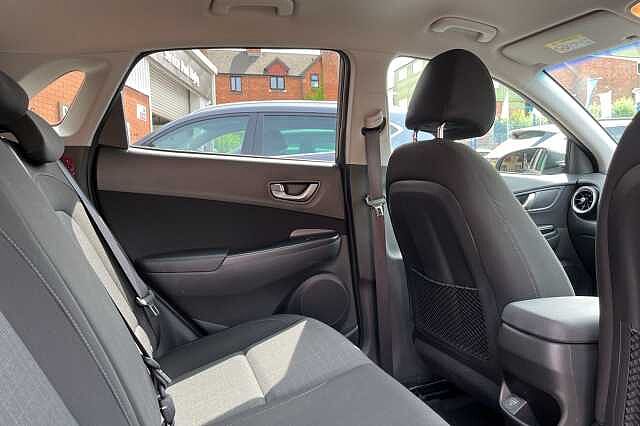 Hyundai KONA 1.6 GDi Hybrid Premium 5dr DCT