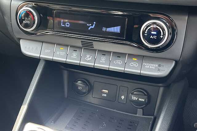 Hyundai KONA 1.6 GDi Hybrid Premium 5dr DCT