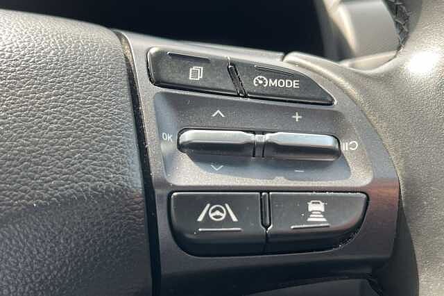 Hyundai KONA 1.6 GDi Hybrid Premium 5dr DCT