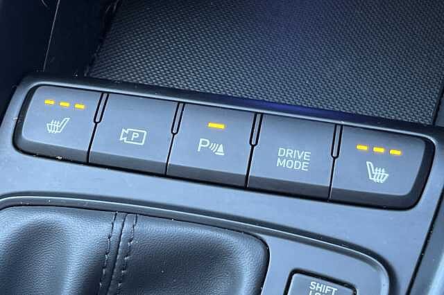 Hyundai I20 1.0 T-GDi Premium 5dr DCT Yellow