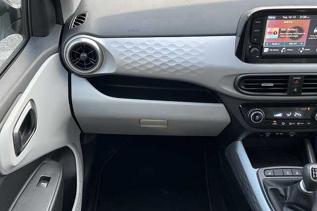 Hyundai i10 1.0 MPi Premium 5dr