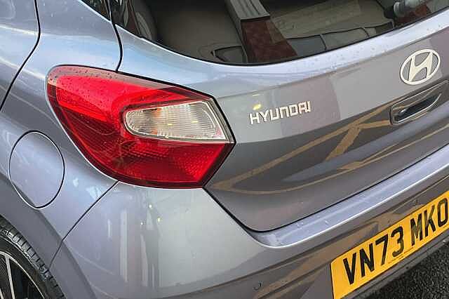 Hyundai i10 1.0 MPi Premium 5dr