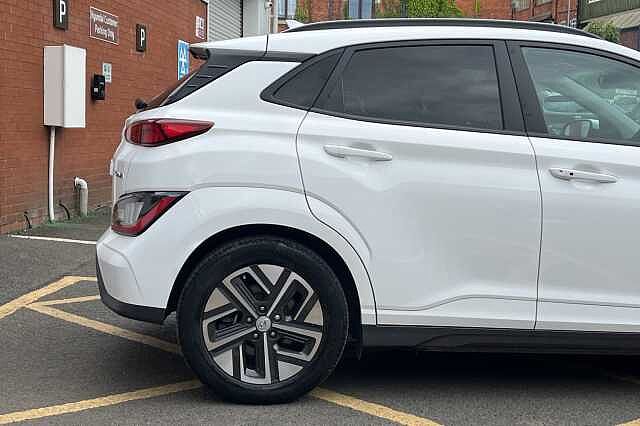 Hyundai KONA Ultimate 64kWh 5dr Auto
