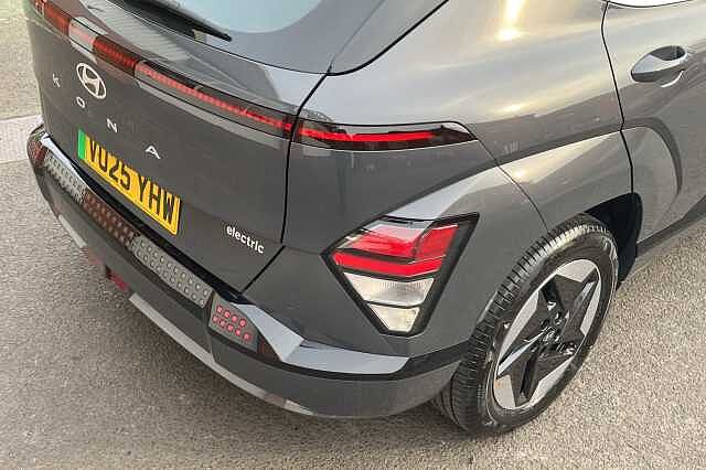 Hyundai KONA 65 kWh (218ps) Advance