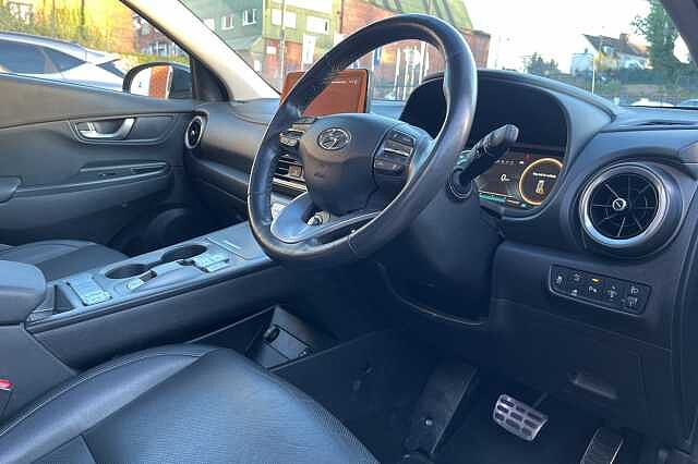 Hyundai KONA Ultimate 64kWh 5dr Auto Black