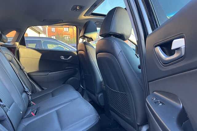 Hyundai KONA Ultimate 64kWh 5dr Auto Black