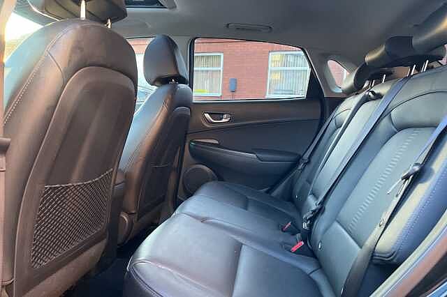 Hyundai KONA Ultimate 64kWh 5dr Auto Black