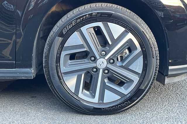 Hyundai KONA Ultimate 64kWh 5dr Auto Black