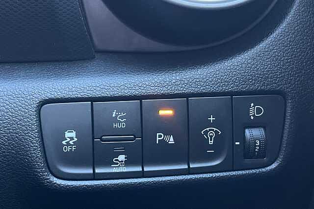 Hyundai KONA Ultimate 64kWh 5dr Auto Black