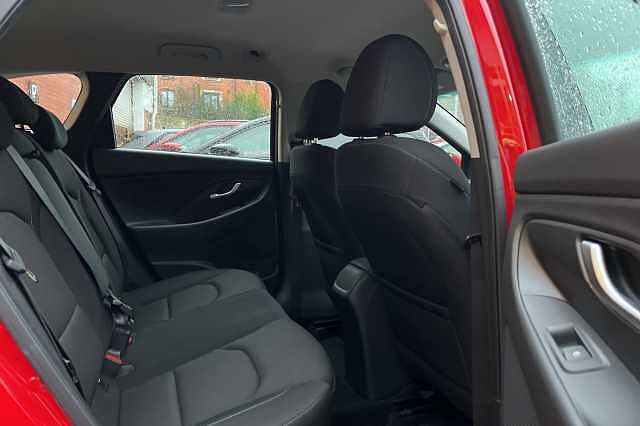 Hyundai i30 1.6 CRDi [136] SE Nav 5dr DCT