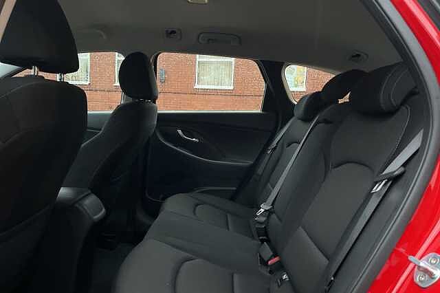 Hyundai i30 1.6 CRDi [136] SE Nav 5dr DCT