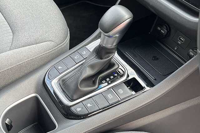Hyundai IONIQ 1.6 GDi Hybrid Premium 5dr DCT