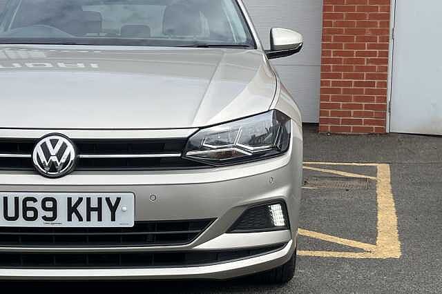 Volkswagen POLO 1.0 TSI 95 SE 5dr Silver